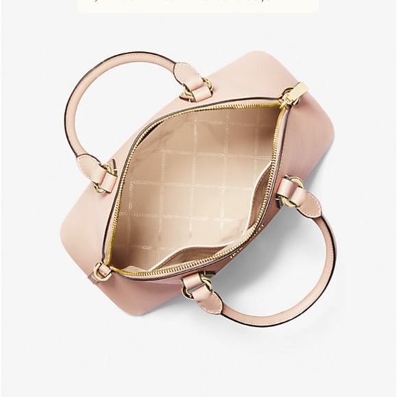 MICHAEL KORS
Veronica Medium Saffiano Leather Dome Satchel
NWT - Picture 4 of 16